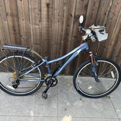 Mountain Bike - Specialized Myka 