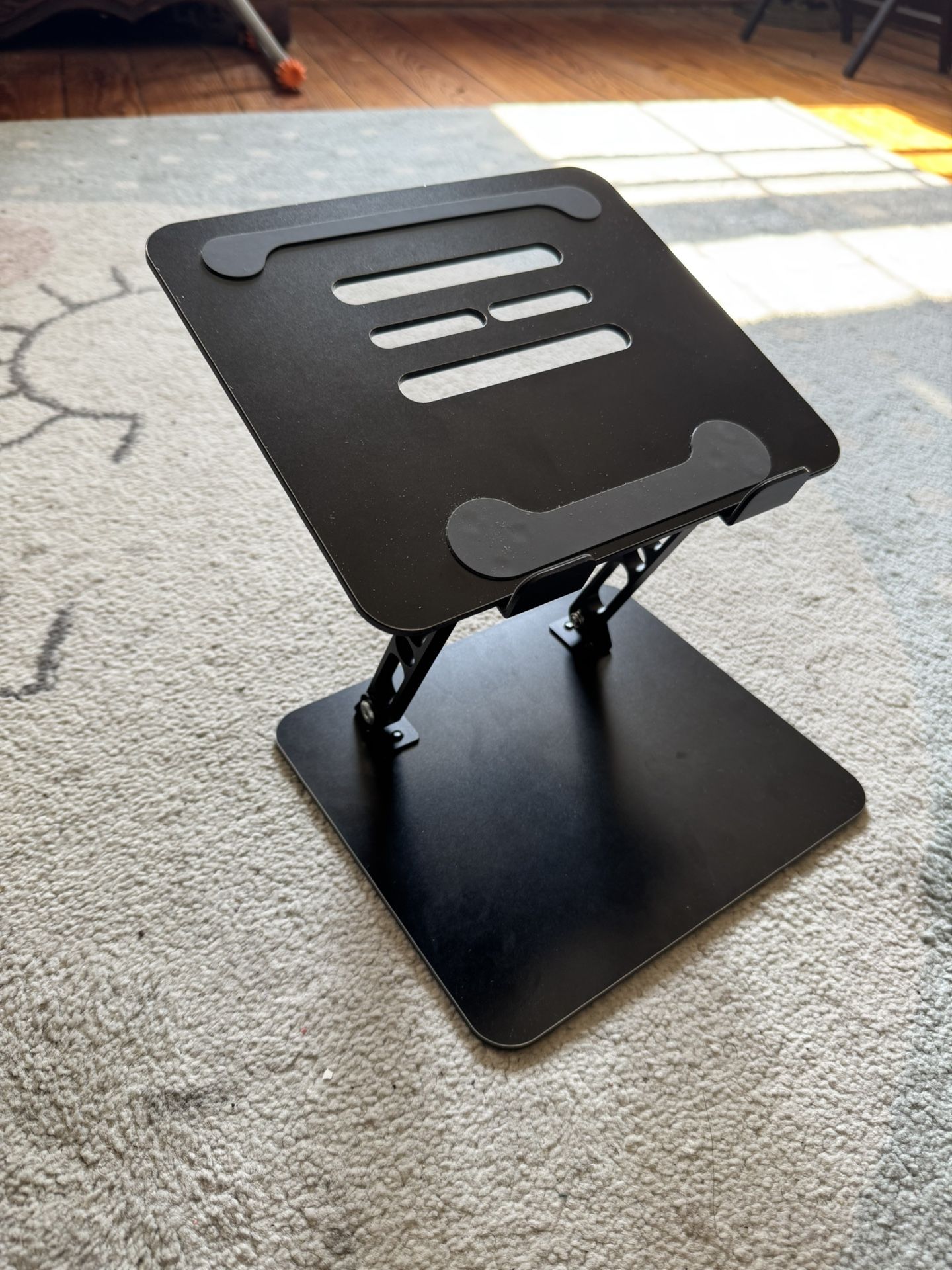 Adjustable Laptop Stand for Desk, Metal Foldable Laptop Riser, Portable Laptop Holder Mount, Ventilated Cooling Computer Notebook Stand Compatible wit