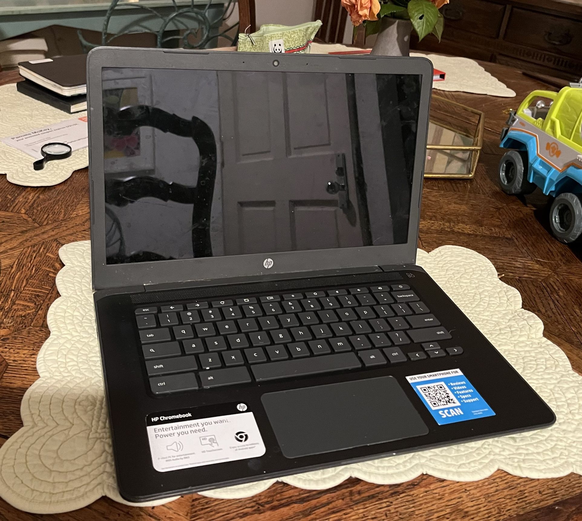 HP Chromebook Touchscreen