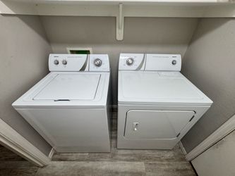 WASHER AND DRYER WORKS PERFECTLY !