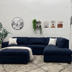 Thomasville Sectional Couch - Free Delivery 