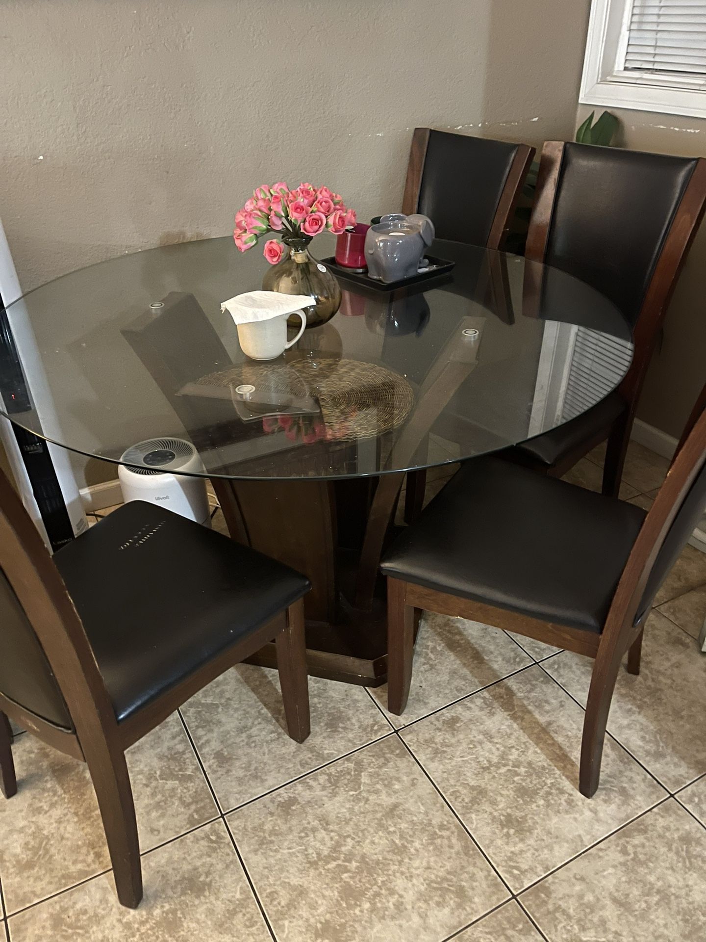 Comedor Dining Table