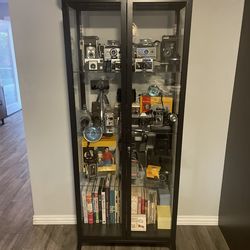 MILSBO ikea Glass Display Case