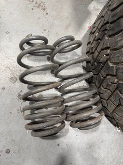07-13 Tahoe/yukon 3” rear drop springs