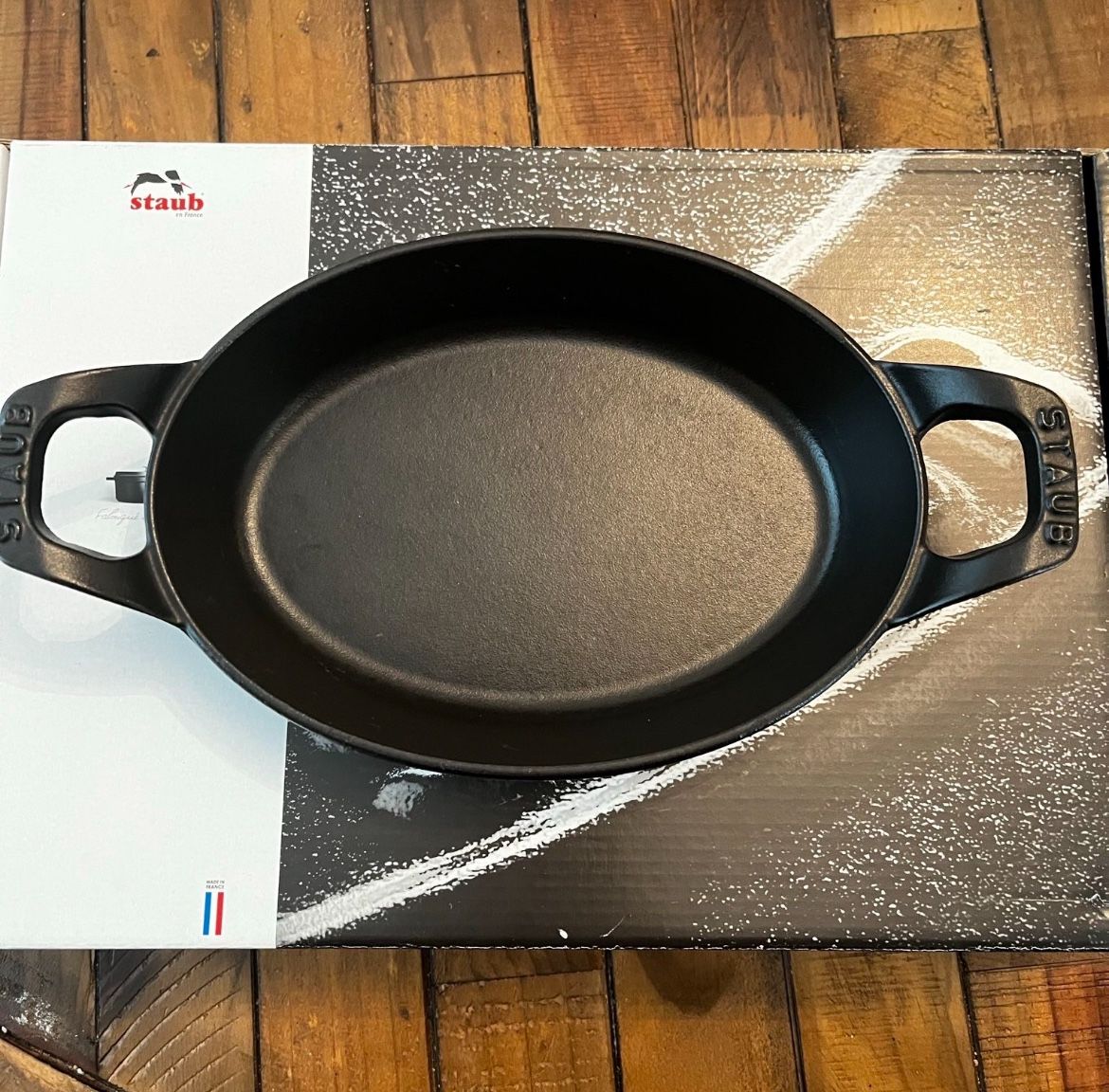 Staub Cast Iron Oval Gratin 8 X 5.5” .74 Qt