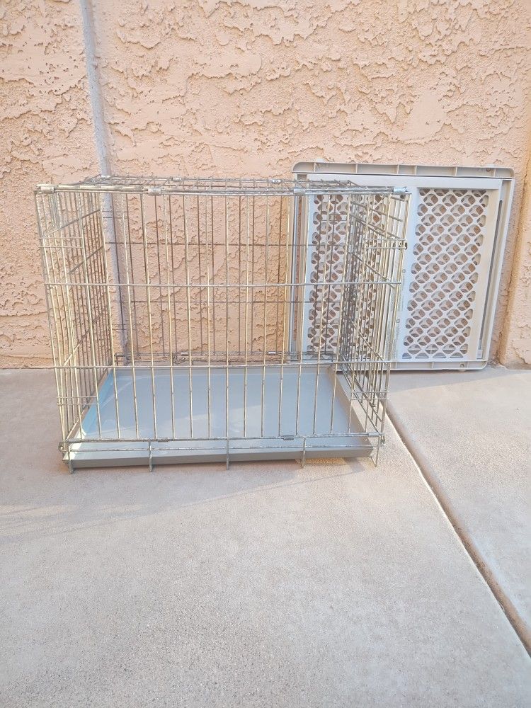 Dog Kennel & Dog Gate - $30.00