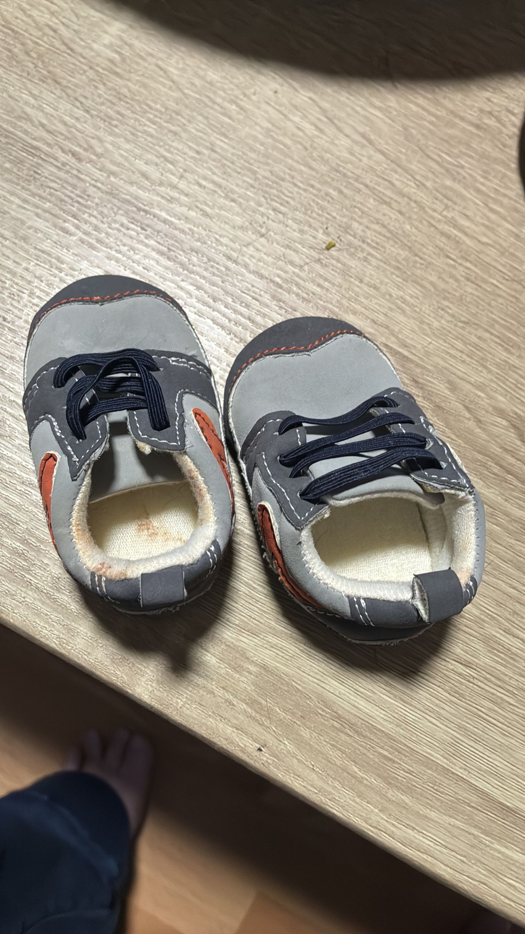 Infant shoes 0-3 months)