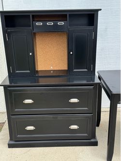 Thomas like File drawers Madr of wood Hutch Desk