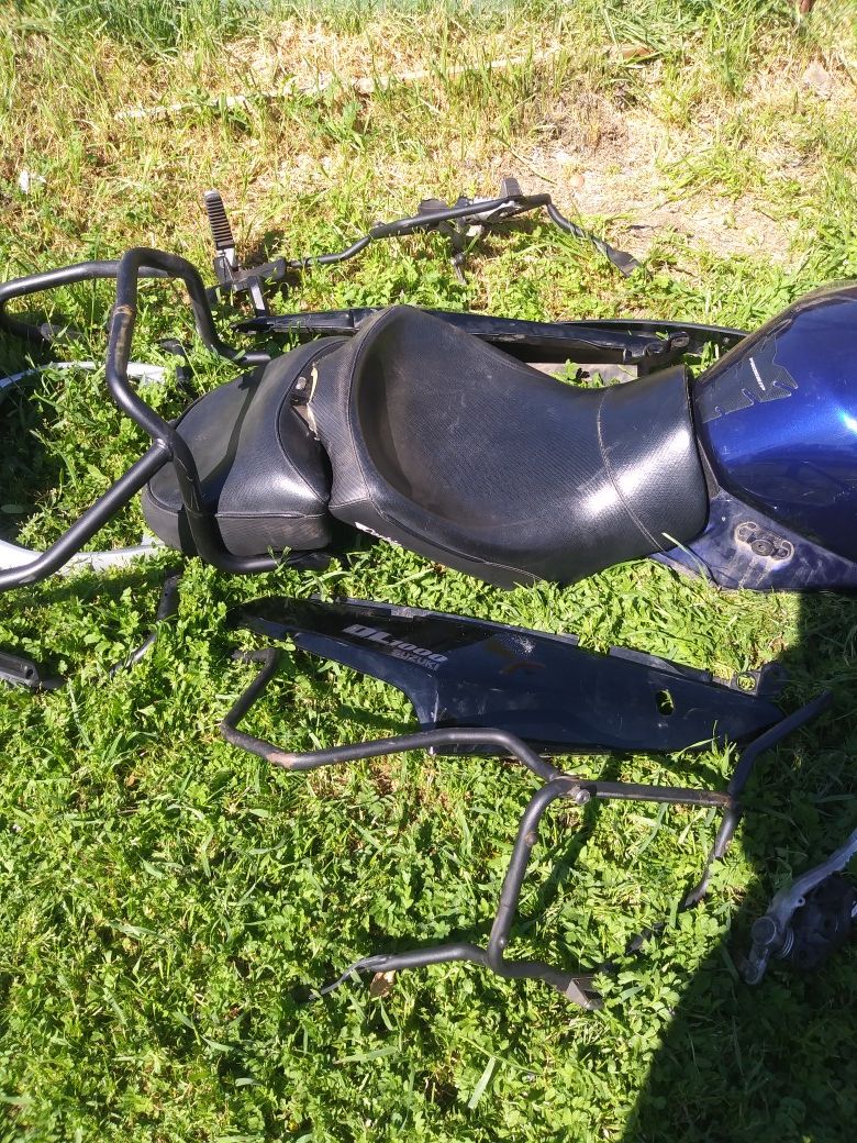 05 Suzuki V-Strom PARTS
