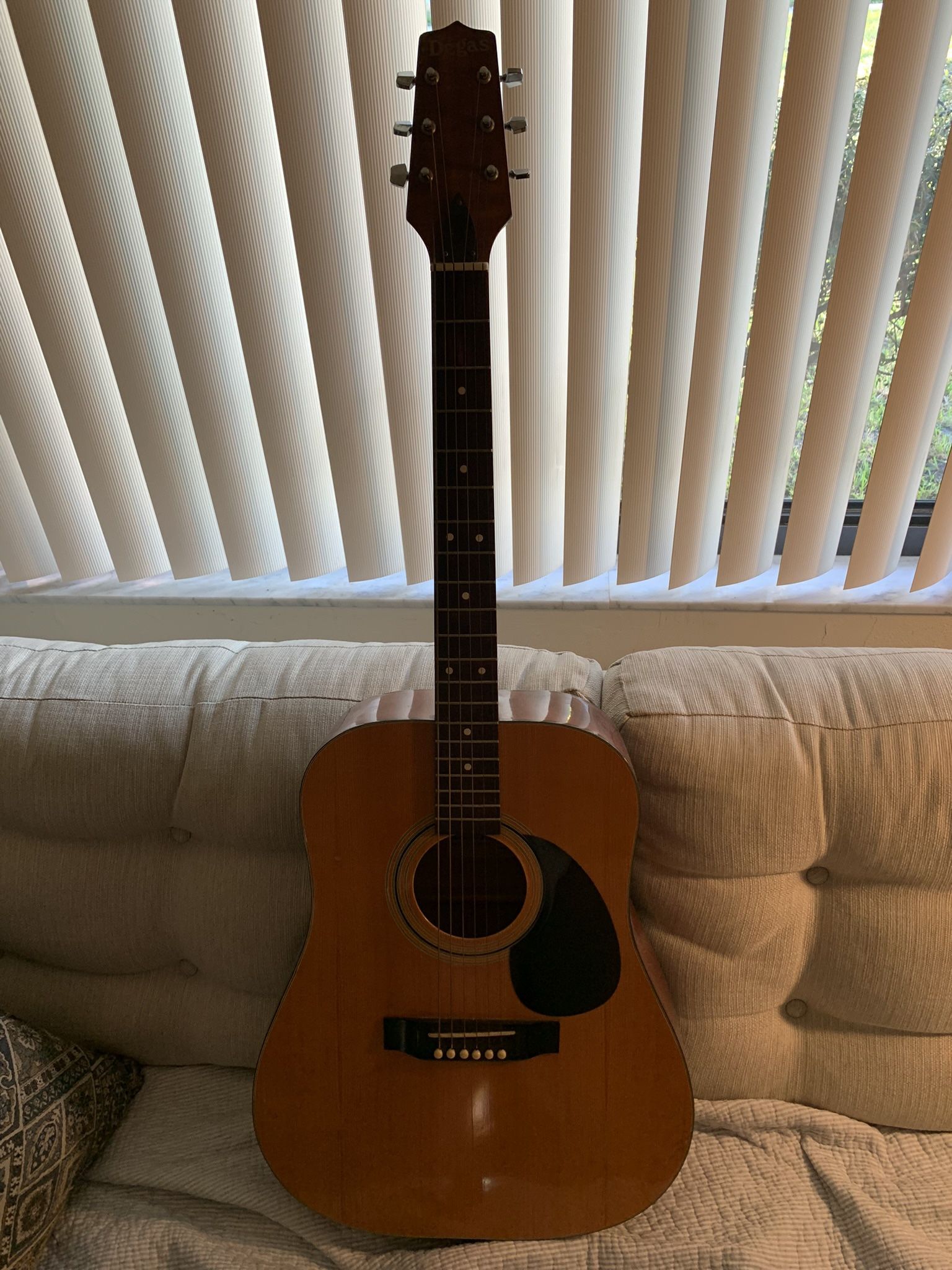 El Degas 6 String Acoustic Guitar model MT204N
