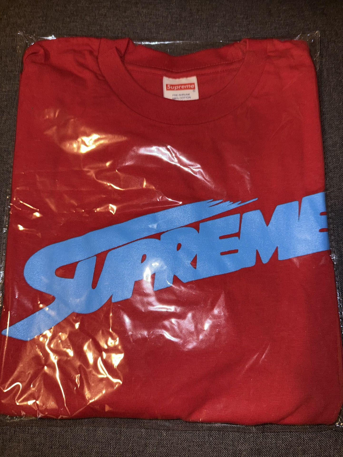 Supreme men’s large shirt new