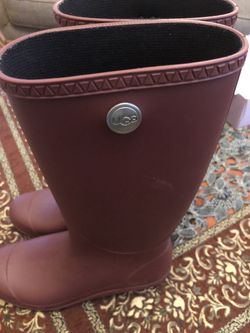 UGG boots size 9