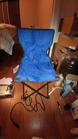 Short camping chair