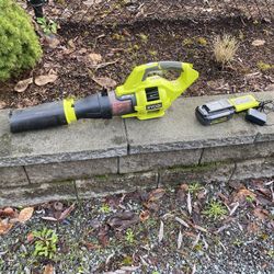 40v Ryobi Blower With Battery And Charger