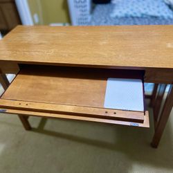 Computer Desk With Keyboard Tray