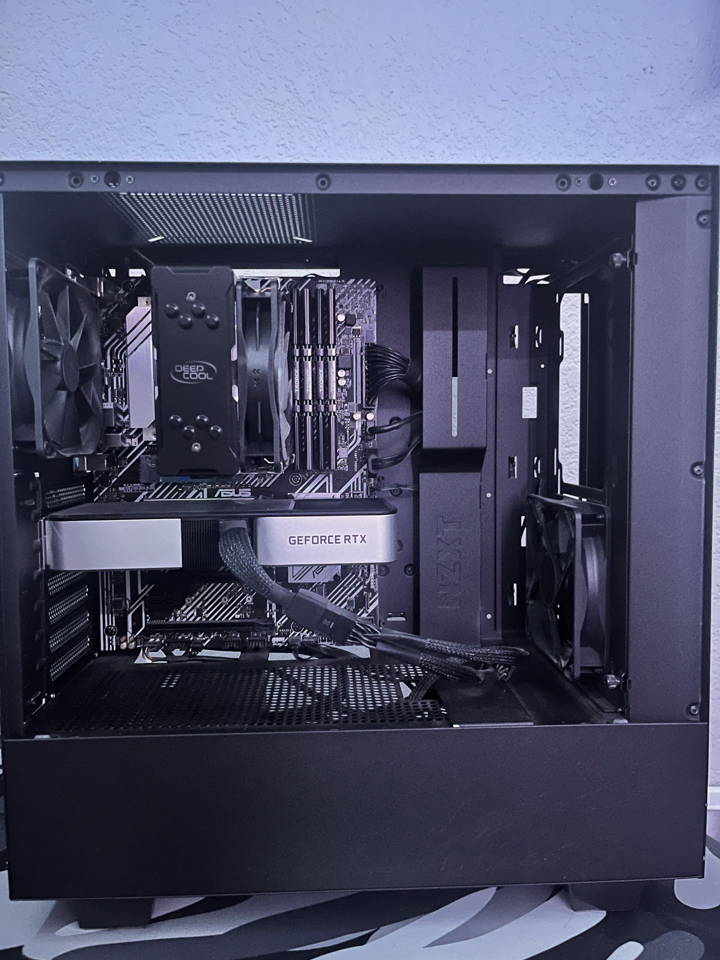 NZXT Prebuilt Gaming Pc
