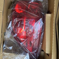 Right side tail light assembly Nissan Pathfinder 2017 to 2018 TYC brand new