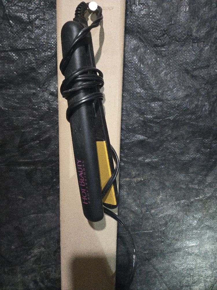Hot Beauty Professional ceramic flat iron