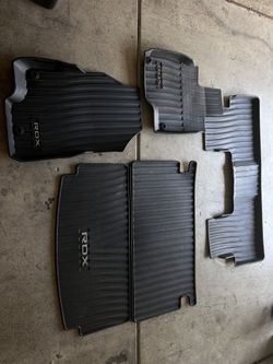 2021 Acura RDX weather Mats