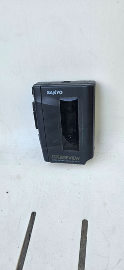 Sanyo tape player and recorder