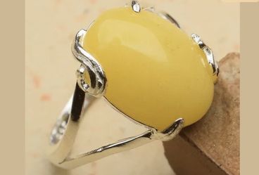Size 4.75 solid sterling silver ring