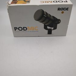 
 Rode PODMIC Dynamic Podcasting Microphone