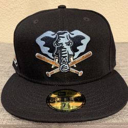 New Era Oakland Athletics Stomper Paisley UV DS 7 1/2