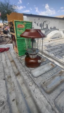 vintage 1978 Coleman Brown lantern with beveled glass in original box