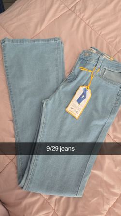 WOMENS JEANS