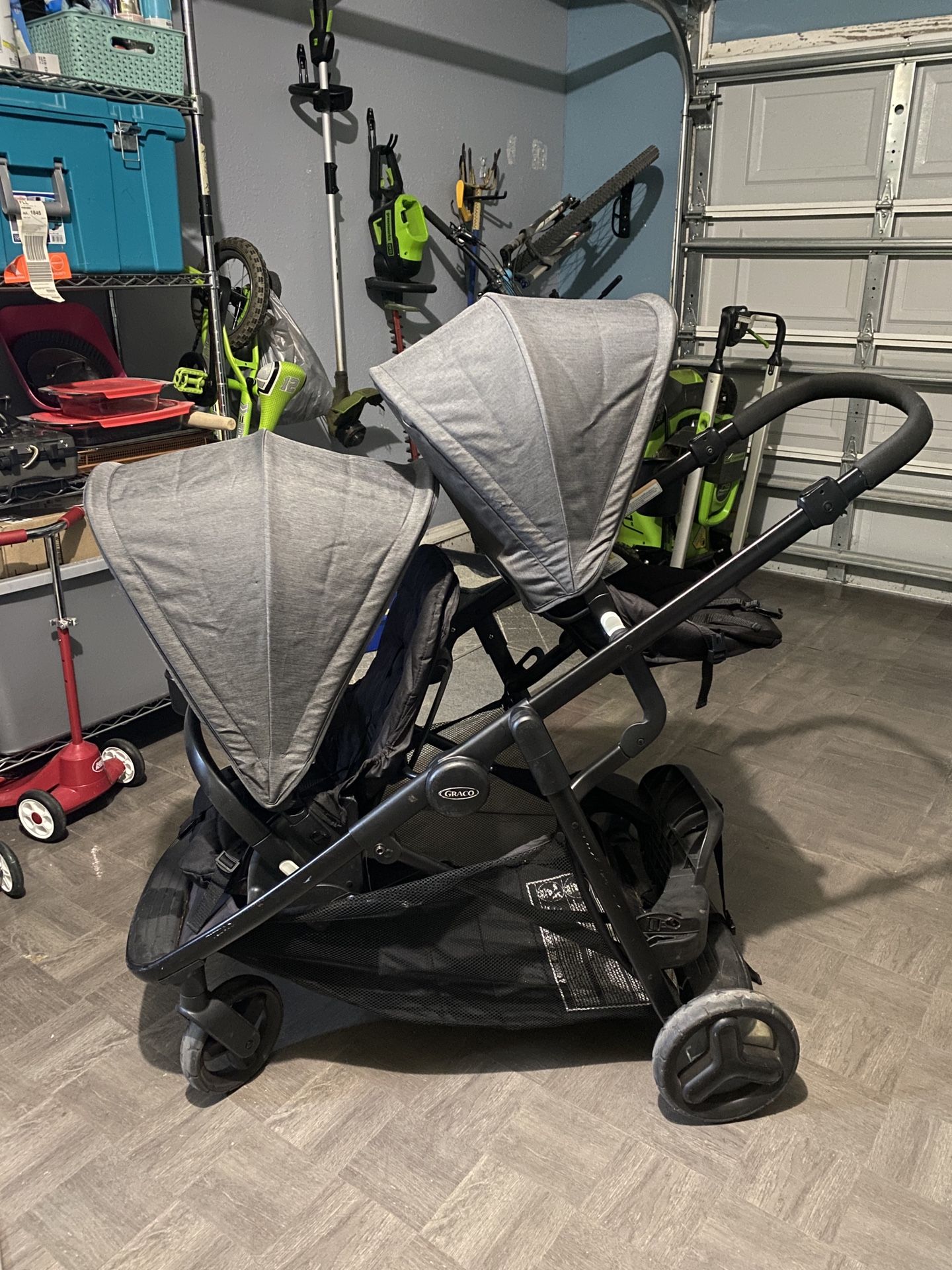 Graco Ready 2 Grow 2.0 Double Stroller