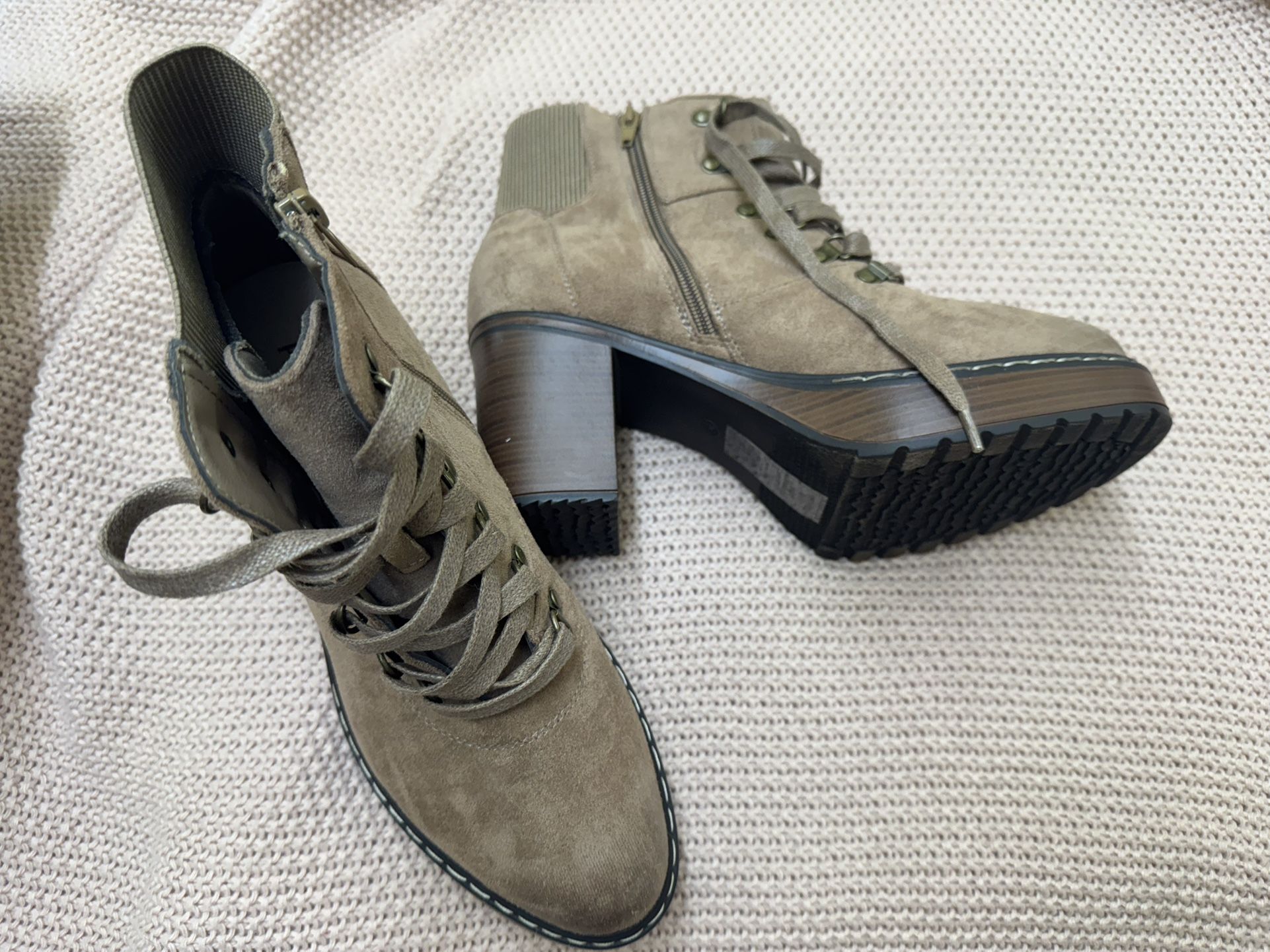 Suede Boots With Zipper 3 Inch Heel size 10