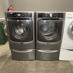 MAYTAG XL CAPACITY WASHER DRYER ELECTRIC SET 
