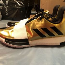 New Adidas James Harden Vol. 3 IMMA STAR Gold size 11 US Men’s Basketball shoes