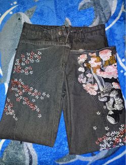 Embroided Baggy Jeans