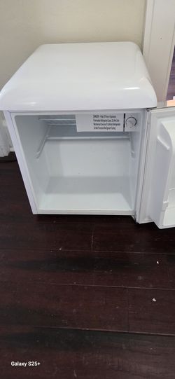GALANZE small refrigerator.