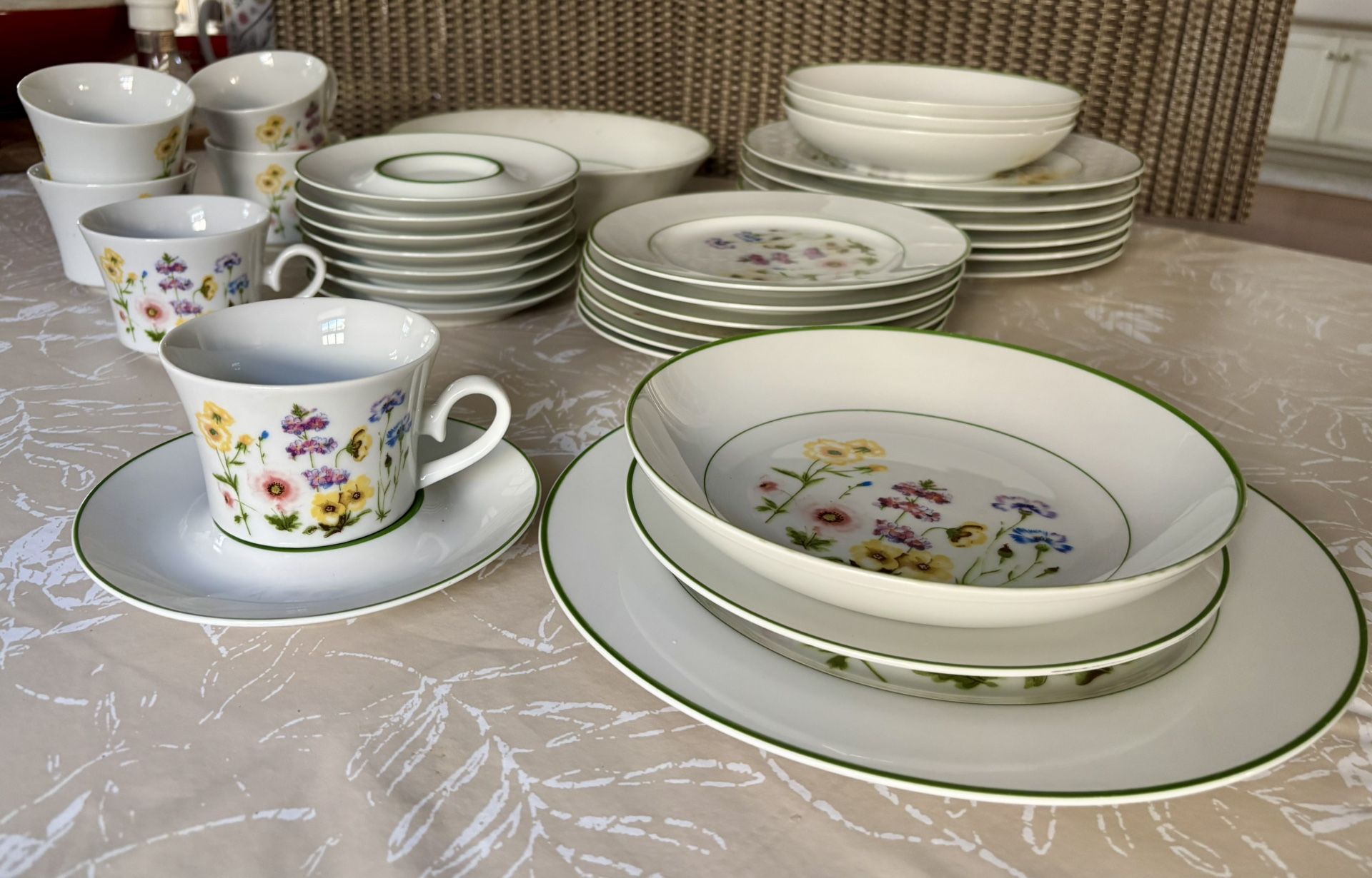 Jardin Vanessa Fine China, Japan