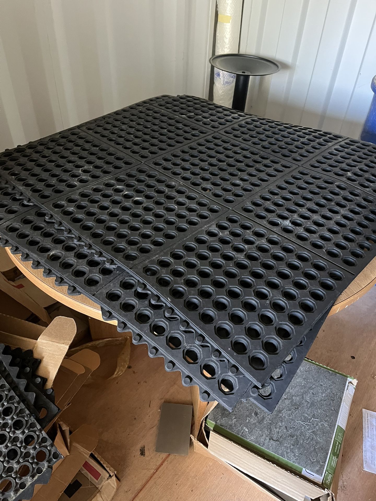 3’ X 3’ Rubber Mats