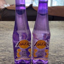 Los Angeles Lakers 2010 Championship souvenir water bottles