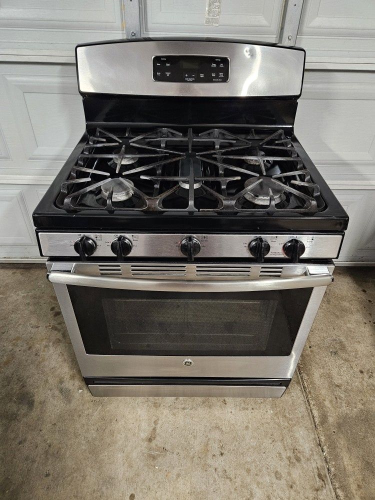 GE stainless steel gas stove