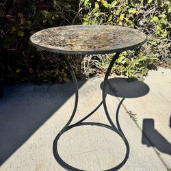 OUTDOOR SIDE TABLE