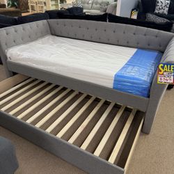 Twin Daybed With Under Trundle Bed New