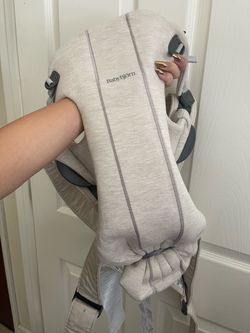 Baby Bjorn Carrier LIKE NEW