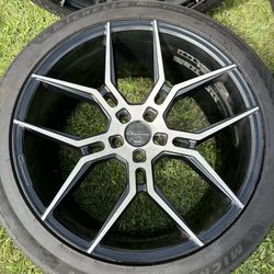 Rims 22” and Michelin Tires