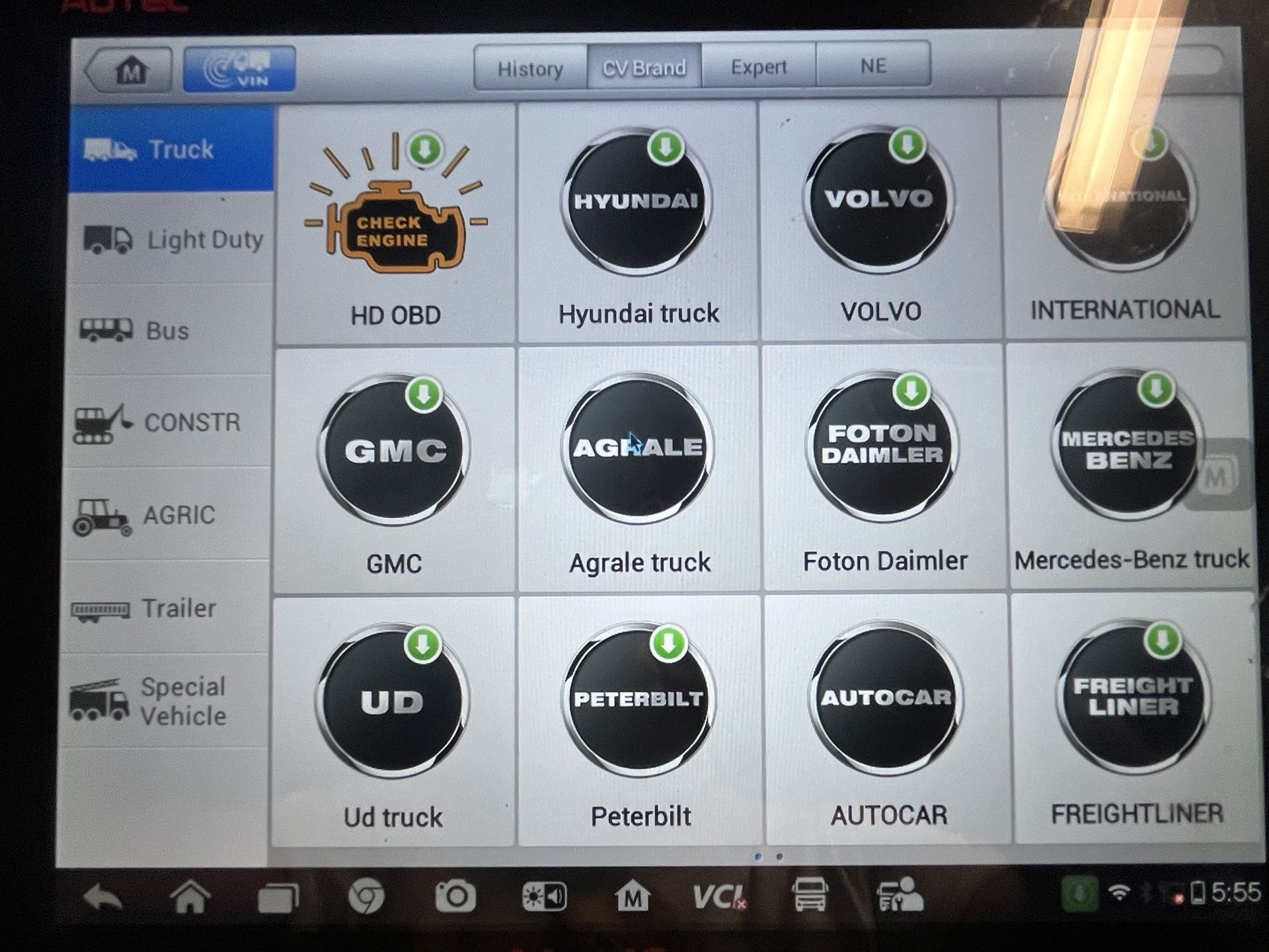 Autel HD TRUCK EQUIPMENT DIAGNOSTIC SCANNER