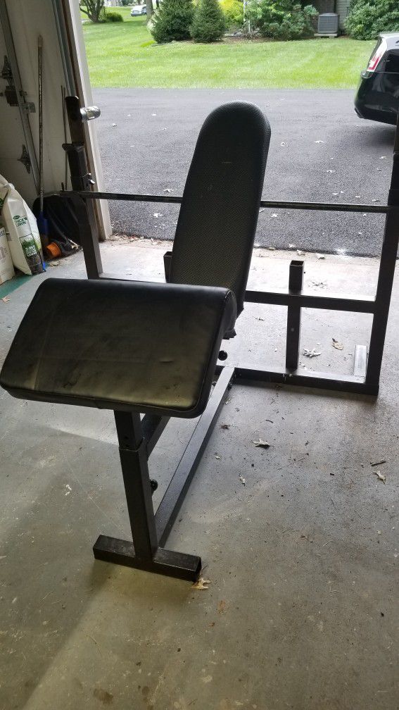 Workout Bench With Multi Attachments