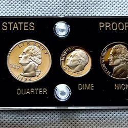 1996 - US Mint Special Silver Mint Proof Set, Silver Kennedy, Washington & Roosevelt In New Capital Holder.