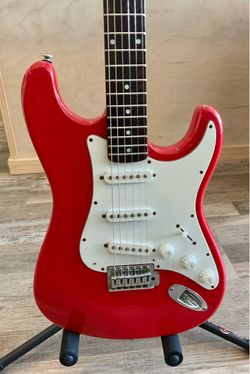 Epiphone ES-300/R Electric Guitar - Red