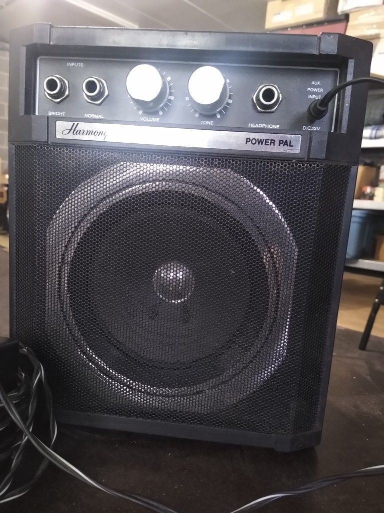 Harmony Power Pal Amplifier