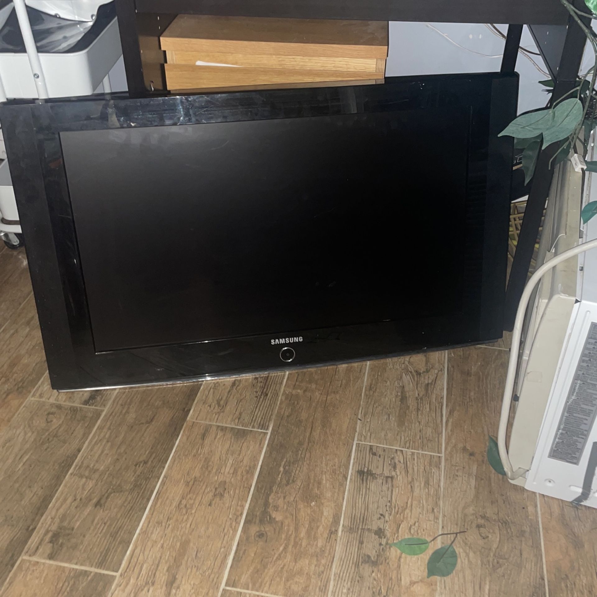 32 Inches Samsung Tv 3 Hdmi 