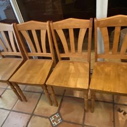 Dining Room Chairs (4)